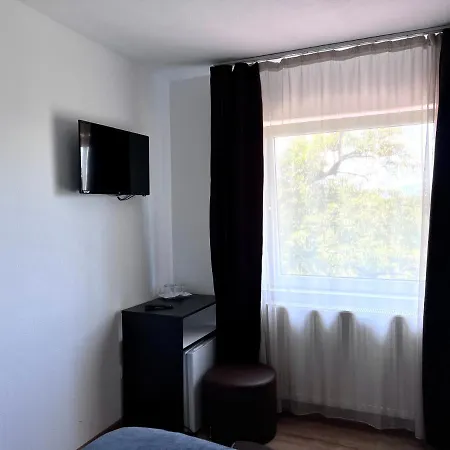 Casa Centiu בית הארחה *